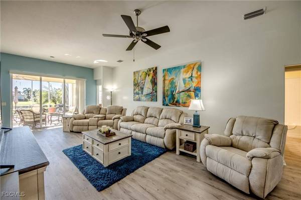 2636 Clairfont CT, Cape Coral, FL 33991