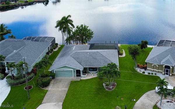 4627 SW 2nd AVE, Cape Coral, FL 33914