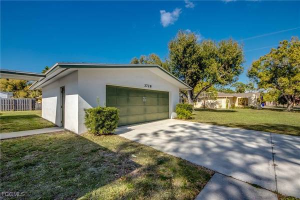3728 Deleon ST, Fort Myers, FL 33901