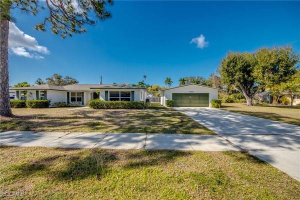 3728 Deleon ST, Fort Myers, FL 33901