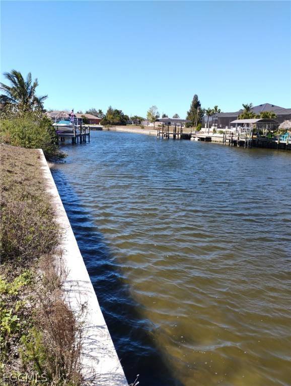 3327 NW 2nd ST, Cape Coral, FL 33993