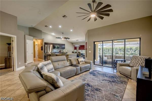 515 SW 29th TER, Cape Coral, FL 33914