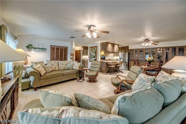 4963 Vincennes ST #1-2, Cape Coral, FL 33904