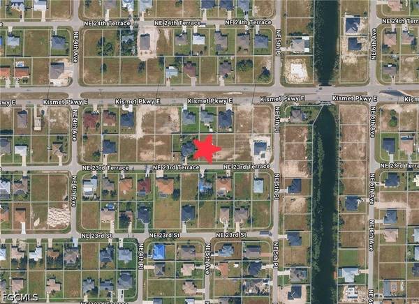 427 NE 23rd TER, Cape Coral, FL 33909