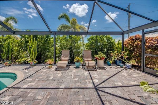 1821 NW 1st PL, Cape Coral, FL 33993
