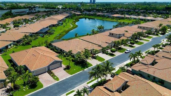 8260 Venetian Pointe DR, Fort Myers, FL 33908
