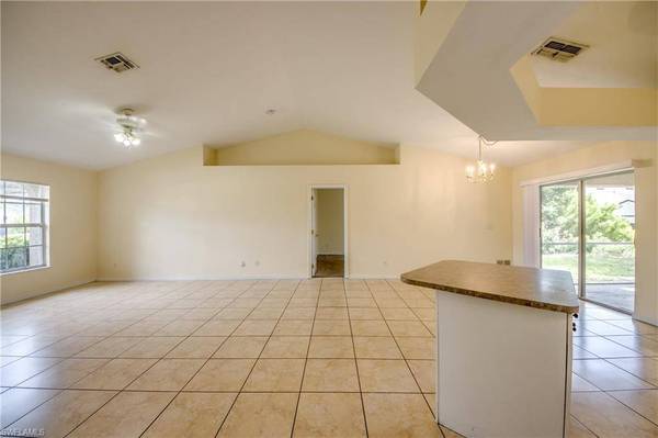 1823 NW 19th AVE, Cape Coral, FL 33993