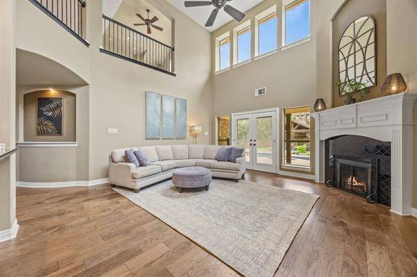 711 Windsor Court, Highland Village, TX 75077