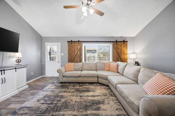227 Diane Drive, Sanger, TX 76266