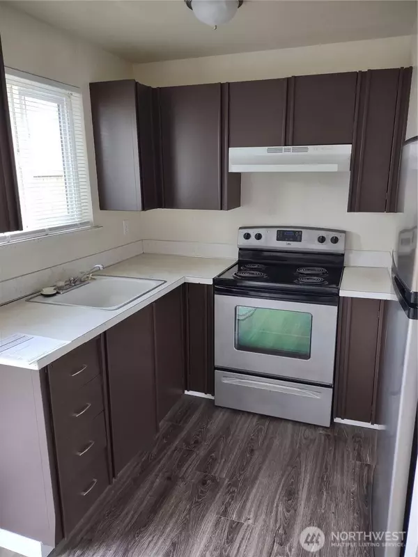 14438 34th AVE S, Tukwila, WA 98168