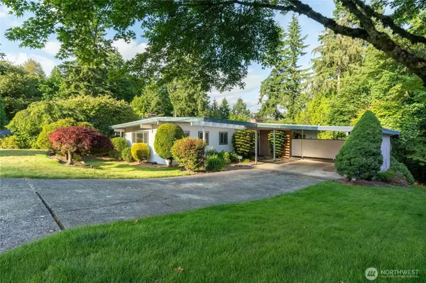 62 165th AVE SE, Bellevue, WA 98008