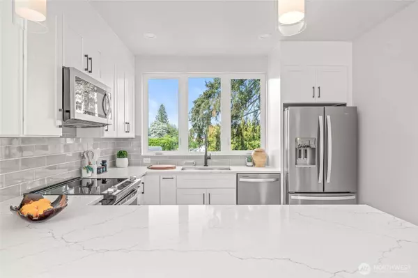 12225 Roseberg AVE S #5, Seattle, WA 98168