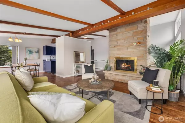 1400 SW Thistle ST, Seattle, WA 98106