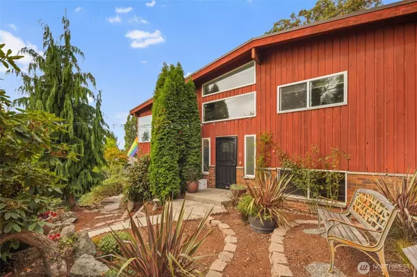 1400 SW Thistle ST, Seattle, WA 98106