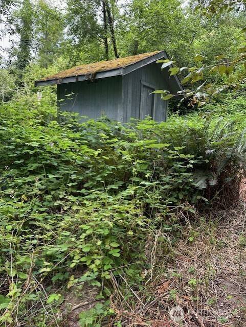 17037 Tiger Mountain RD SE, Issaquah, WA 98027