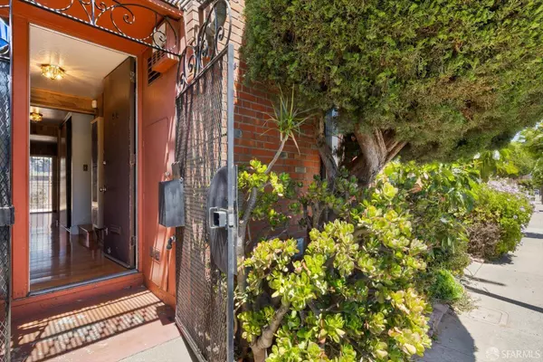 90 Argonaut AVE, San Francisco, CA 94134