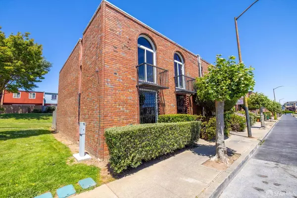 90 Argonaut AVE, San Francisco, CA 94134