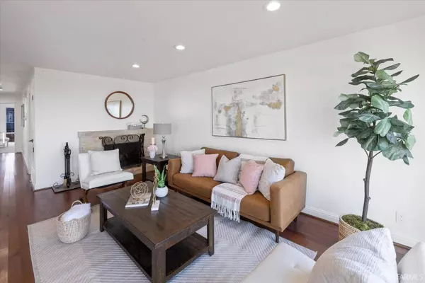 549 Orizaba AVE, San Francisco, CA 94132