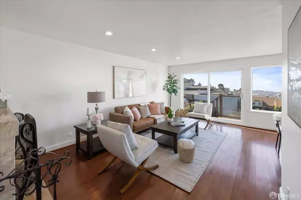 549 Orizaba AVE, San Francisco, CA 94132