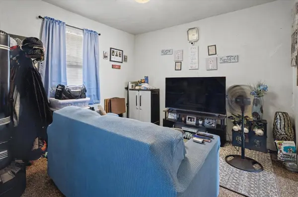 817 King AVE, Stockton, CA 95203