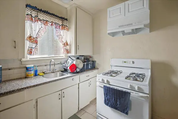 817 King AVE, Stockton, CA 95203