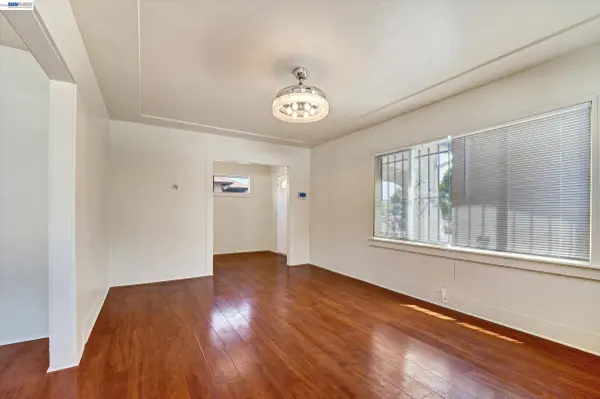 1707 73Rd Ave, Oakland, CA 94621