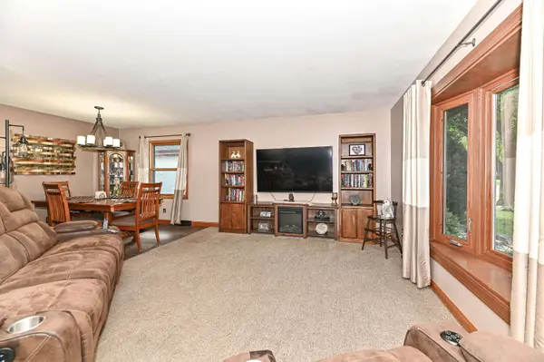 5224 S 23rd St, Milwaukee, WI 53221