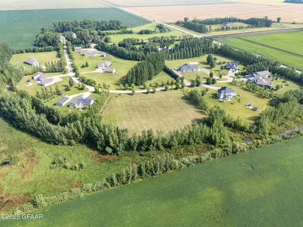 414 COLE CREEK WAY NE, Thompson, ND 58278