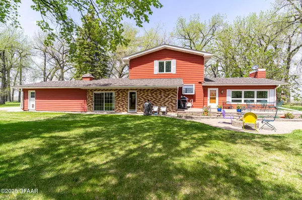 3501 54TH AVE N, Grand Forks, ND 58203