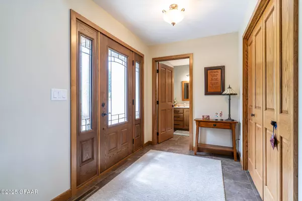 34553 E TRINITY PT RD, Mentor, MN 56736