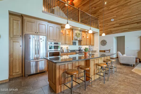 34553 E TRINITY PT RD, Mentor, MN 56736