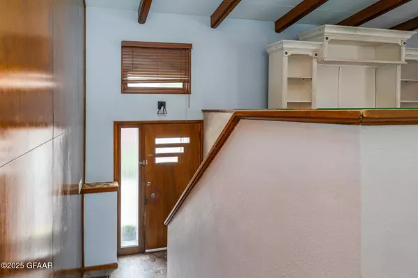 1117 17TH ST NW, East Grand Forks, MN 56721