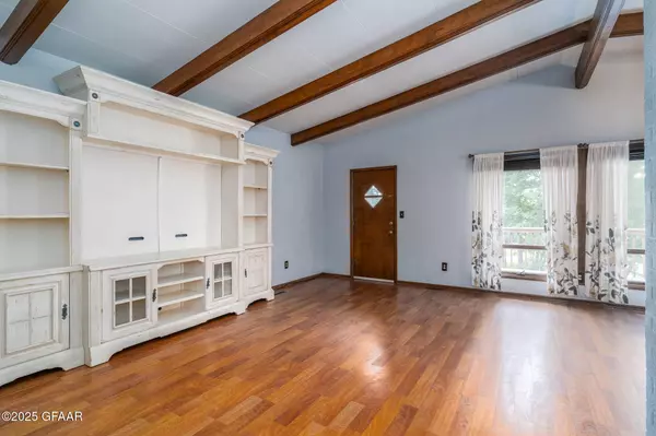 1117 17TH ST NW, East Grand Forks, MN 56721