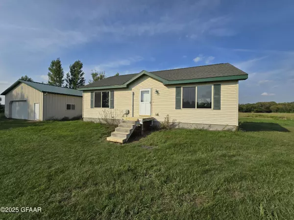 9446 COUNTY RD 12, Cavalier, ND 58220