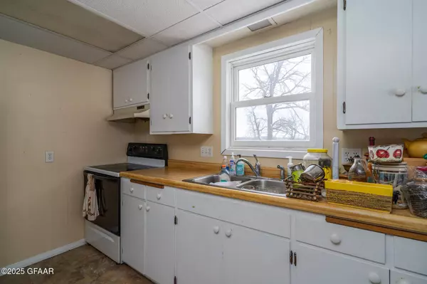 14565 MAPLE INN RD SE, Mentor, MN 56736