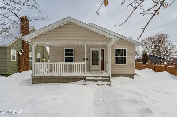 1822 4TH ST N, Grand Forks, ND 58203