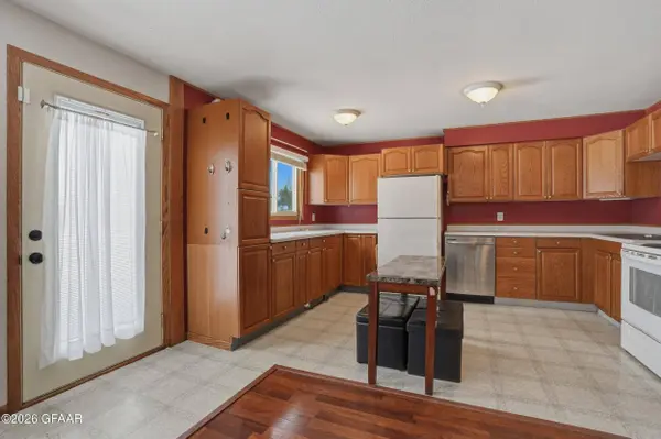 1314 19TH ST S, Grand Forks, ND 58201