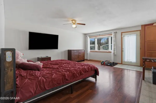 1314 19TH ST S, Grand Forks, ND 58201