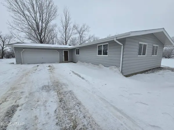 221 CANBERRA CT, Emerado, ND 58228
