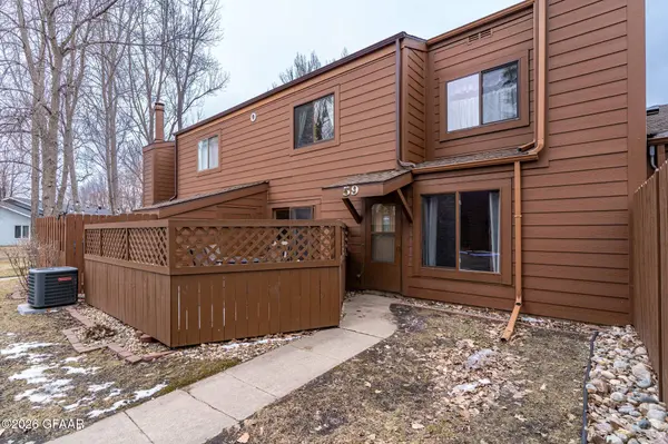 3720 CHERRY ST O59, Grand Forks, ND 58201