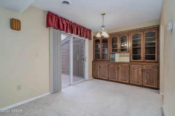 3720 CHERRY ST O59, Grand Forks, ND 58201