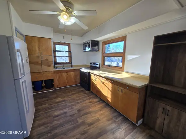 204 2ND ST W, Argyle, MN 56713