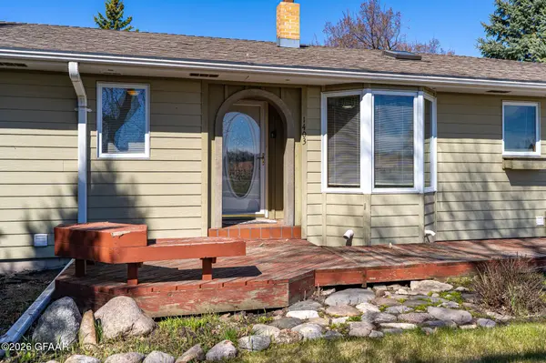 1403 8TH AVE NW, East Grand Forks, MN 56721