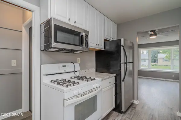 2509 9TH AVE N, Grand Forks, ND 58203