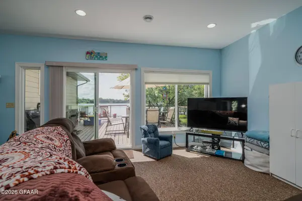 39789 SUNSET SHORES RD SE, Erskine, MN 56535