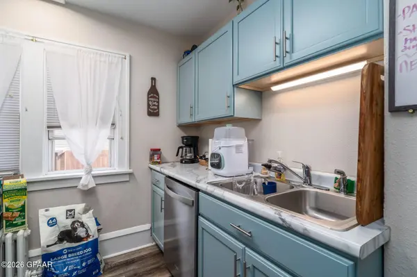 630 N 6TH ST, Grand Forks, ND 58203
