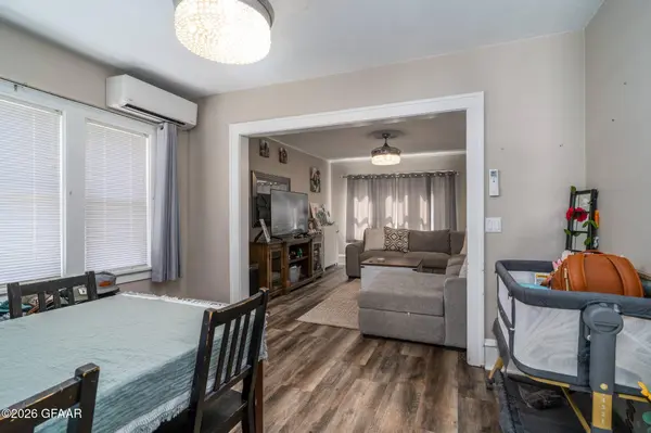 630 N 6TH ST, Grand Forks, ND 58203