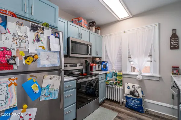630 N 6TH ST, Grand Forks, ND 58203