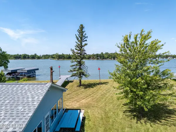 11842 LAKE ST SE, Mentor, MN 56736