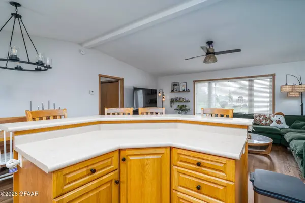 1226 19TH AVE SE, East Grand Forks, MN 56721
